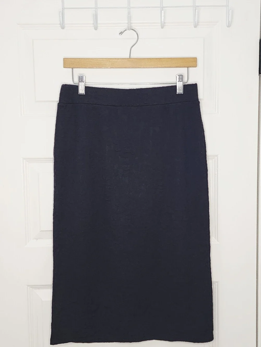 LOFT streamlined pencil